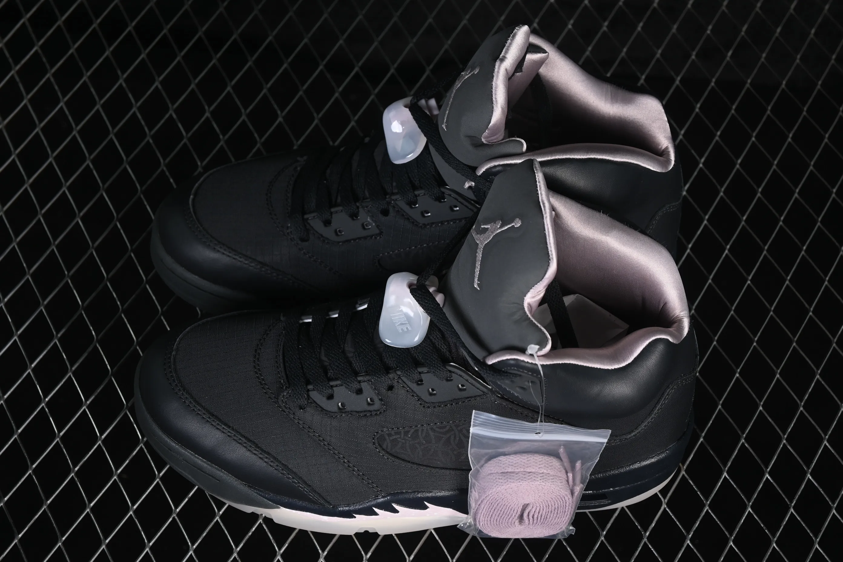 All categories Air Jordan Jordan series basketball shoes Air Jordan 5 PSG x Air Jordan 5 Retro AJ5 Joe 5 Paris HQ3004-001